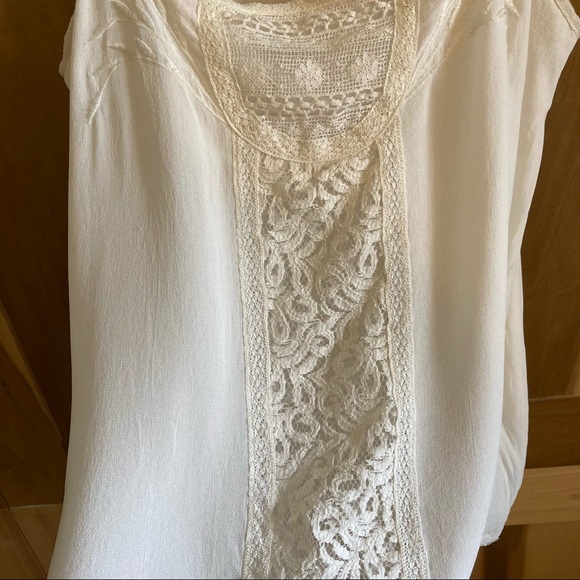 MUST GO Zara White Embroidered Crochet Lace Cami - Picture 2 of 7